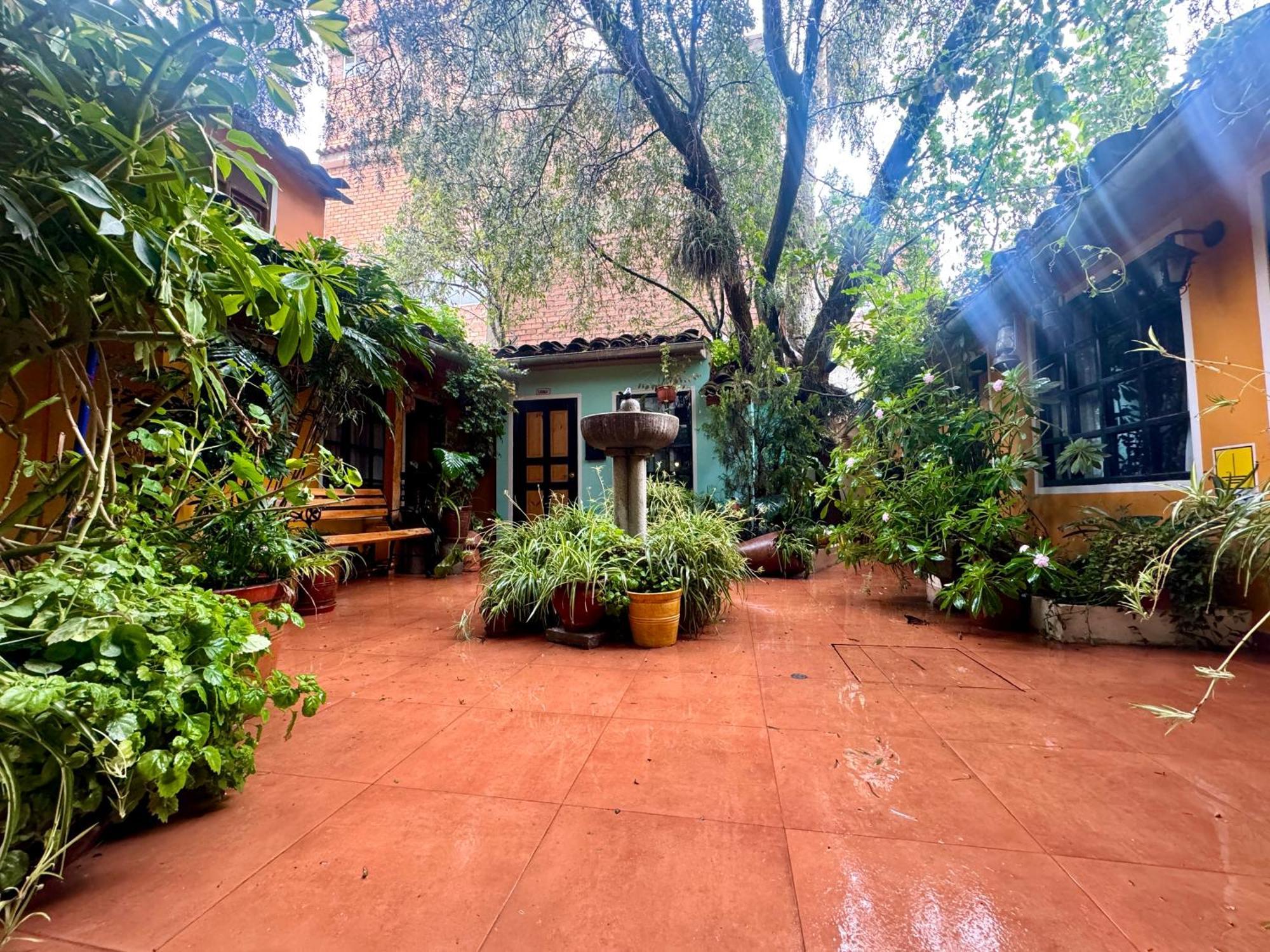 Hotel Churup Huaraz  Luaran gambar