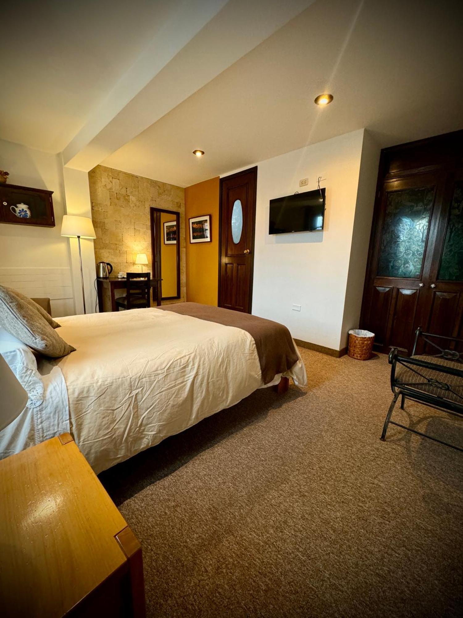 Hotel Churup Huaraz  Luaran gambar